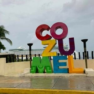 Meet your Posher, Shakara